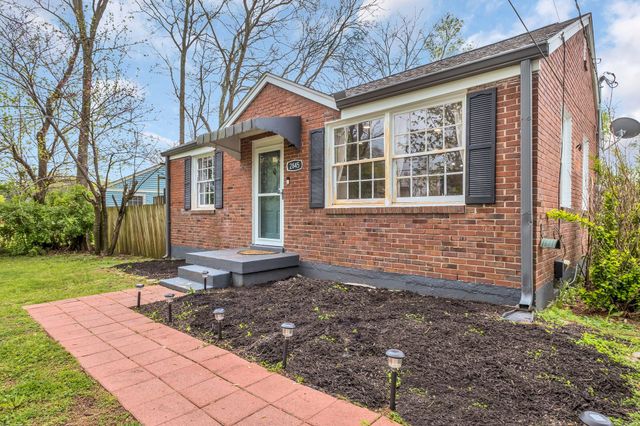 2845 Colonial Cir, Nashville, TN 37214