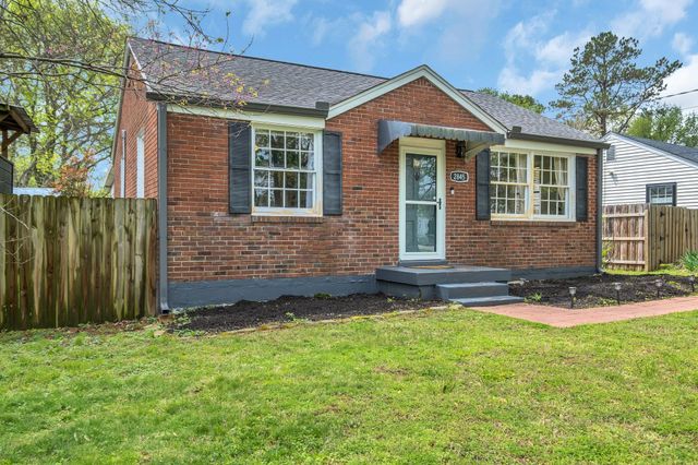 2845 Colonial Cir, Nashville, TN 37214