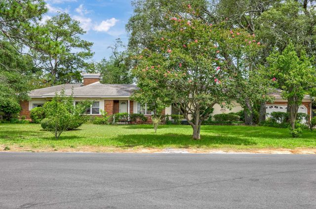 4000 Poinsett St., North Myrtle Beach, SC 29582