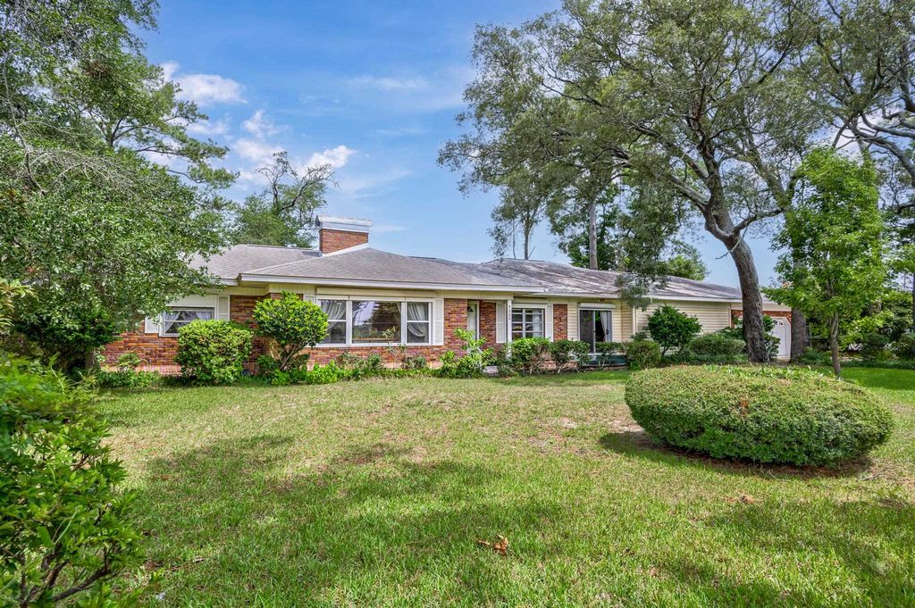 4000 Poinsett St., North Myrtle Beach, SC 29582 — photo 2