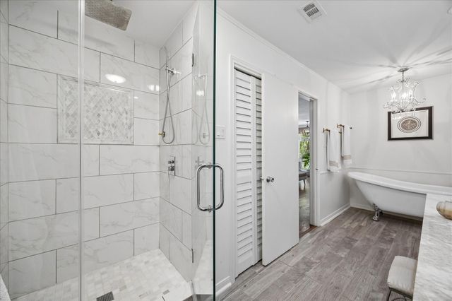 2555 Bering Drive 1, Houston, TX 77057