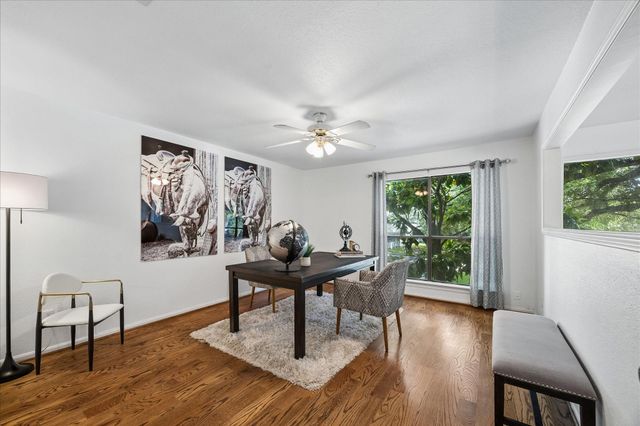 2555 Bering Drive 1, Houston, TX 77057