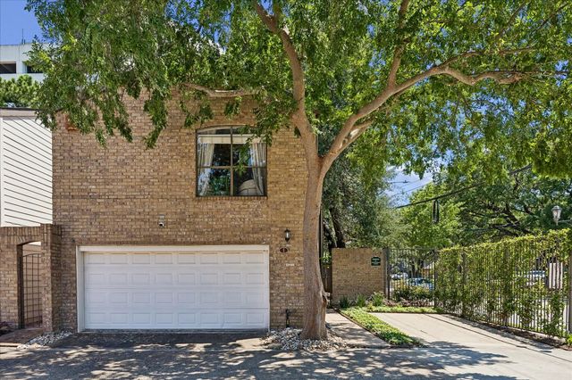 2555 Bering Drive 1, Houston, TX 77057
