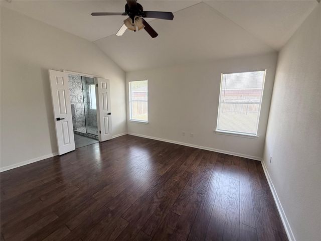 428 River Crossing TRL, Round Rock, TX 78665