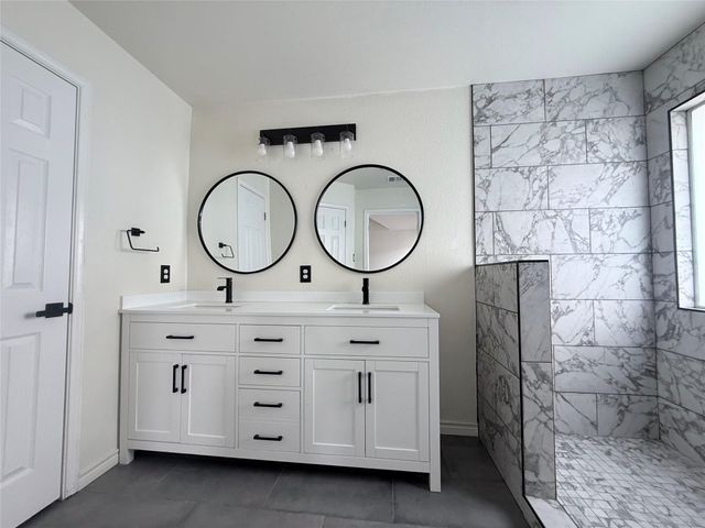 428 River Crossing TRL, Round Rock, TX 78665