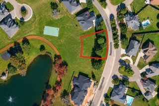220 Bentwood Dr, Montgomery, TX 77356