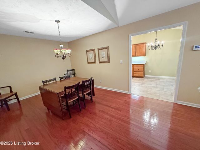 9602 Cornell Dr, Louisville, KY 40291