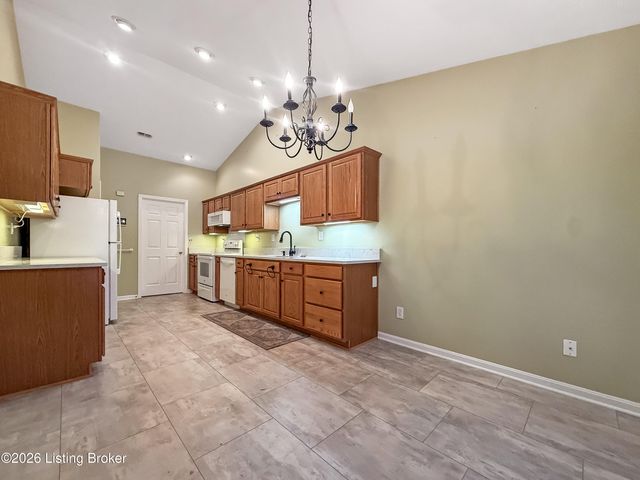 9602 Cornell Dr, Louisville, KY 40291