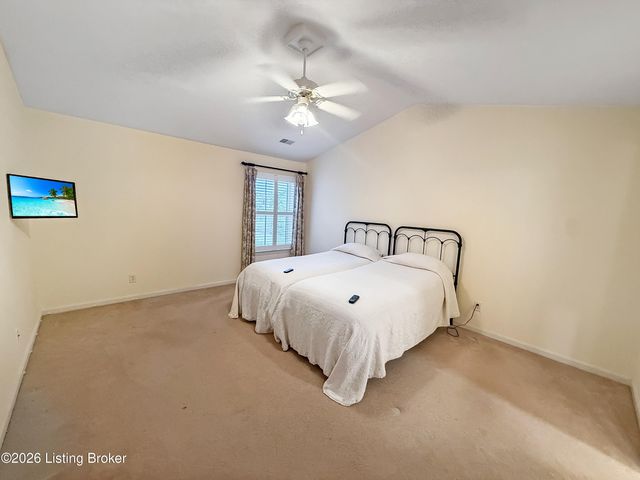 9602 Cornell Dr, Louisville, KY 40291