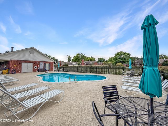 9602 Cornell Dr, Louisville, KY 40291