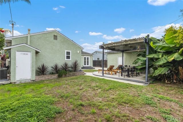 5849 E Gossamer, Long Beach, CA 90808