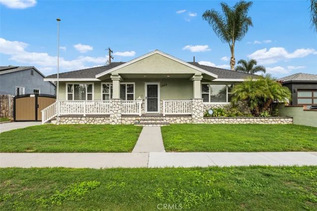 5849 E Gossamer, Long Beach, CA 90808