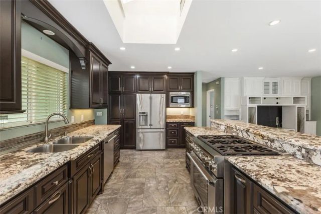 5849 E Gossamer, Long Beach, CA 90808