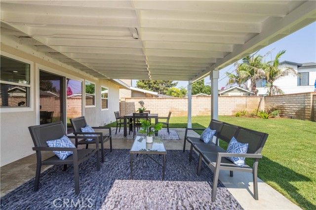 20341 Schoenborn, Winnetka (los Angeles), CA 91306