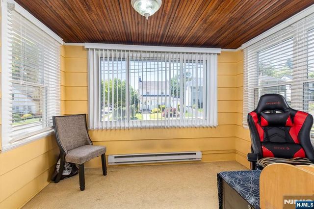 87 W Forest Avenue, Teaneck, NJ 07666