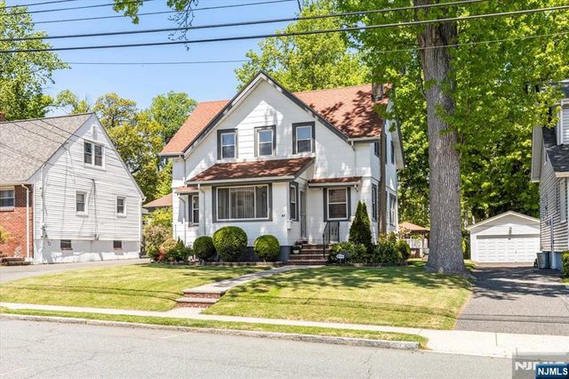 87 W Forest Avenue, Teaneck, NJ 07666