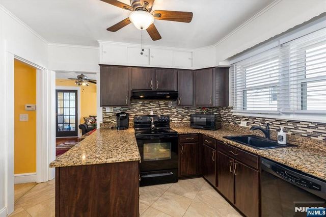 87 W Forest Avenue, Teaneck, NJ 07666