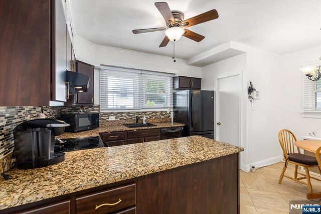 87 W Forest Avenue, Teaneck, NJ 07666