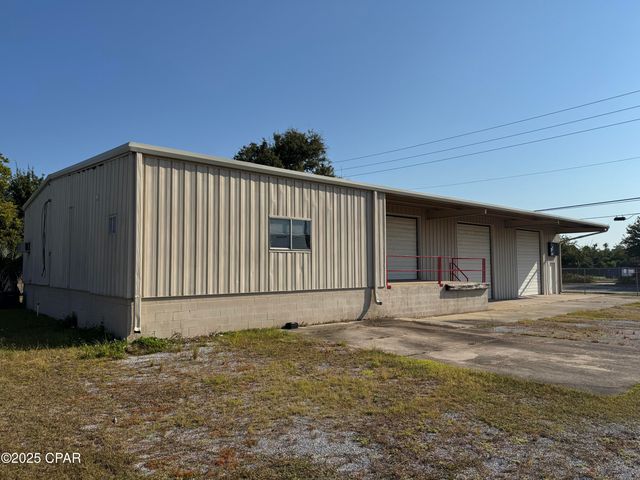 1605 W 16th Street, Panama City, FL 32405