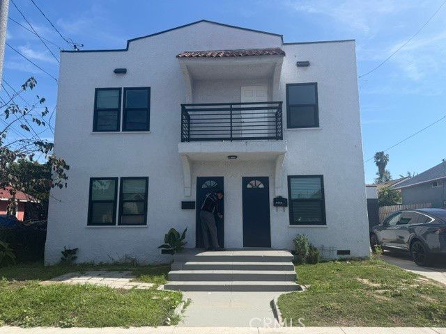 1040 N Almond Court, Long Beach, CA 90813