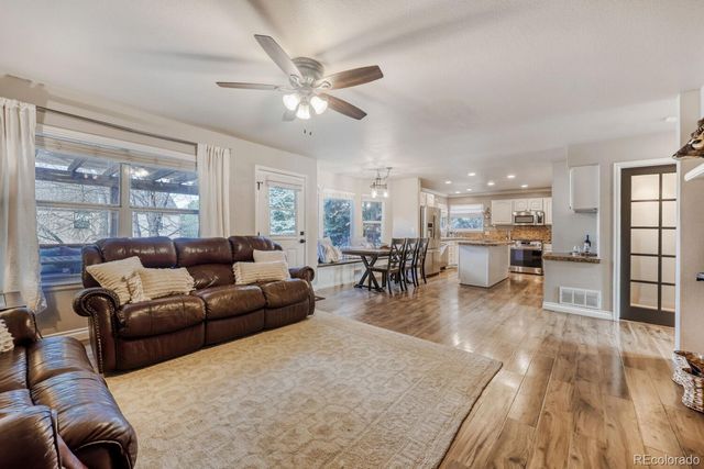 607 Huntington Place, Highlands Ranch, CO 80126