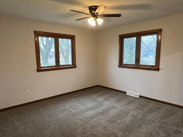 703 S 3rd Street, Ellendale, MN 56026