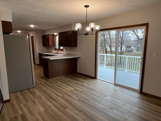 703 S 3rd Street, Ellendale, MN 56026