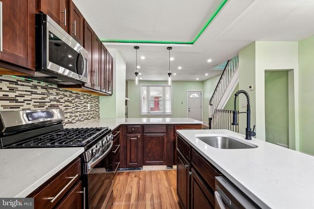 1031 S ITHAN ST, Philadelphia, PA 19143