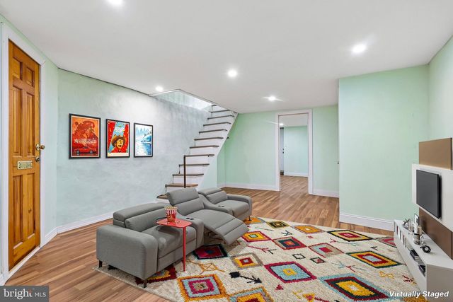 1031 S ITHAN ST, Philadelphia, PA 19143