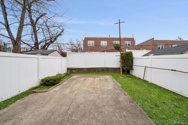 119-41 27th Avenue, Flushing, NY 11354