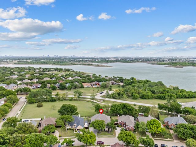 3645 Cottonwood Springs Drive, The Colony, TX 75056