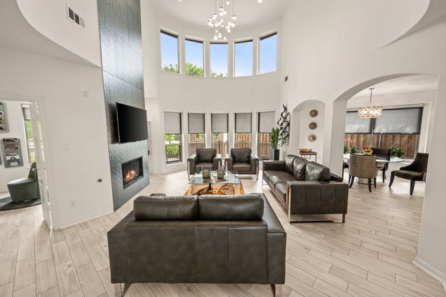 3645 Cottonwood Springs Drive, The Colony, TX 75056