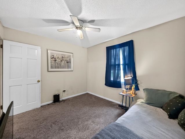 627 Baker Dr, Lafayette, TN 37083