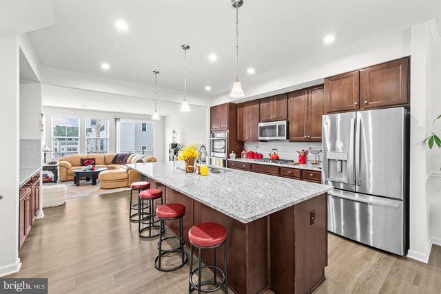13018 JESSICA GROVE PL, Woodbridge, VA 22192