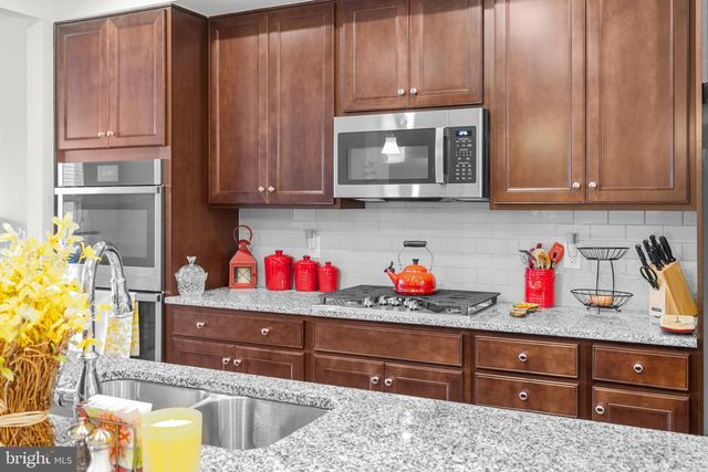 13018 JESSICA GROVE PL, Woodbridge, VA 22192