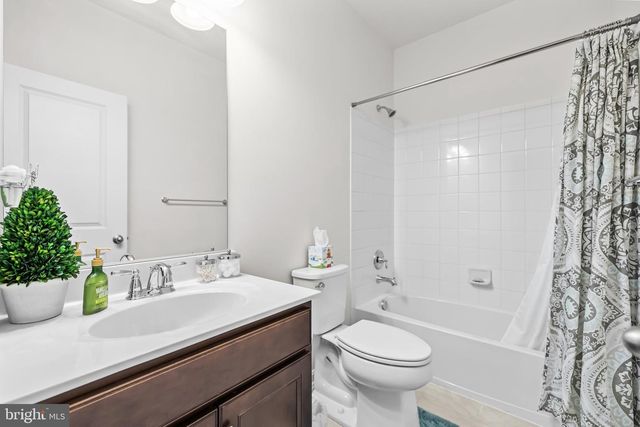 13018 JESSICA GROVE PL, Woodbridge, VA 22192