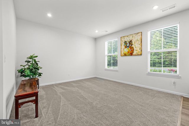 13018 JESSICA GROVE PL, Woodbridge, VA 22192