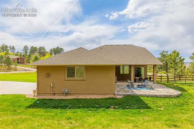 1092 Greenland Forest Drive, Monument, CO 80132