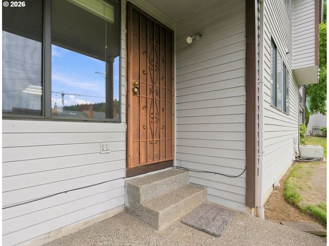 12153 Se 104TH Ct, Happy Valley, OR 97086