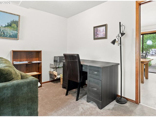 12153 Se 104TH Ct, Happy Valley, OR 97086