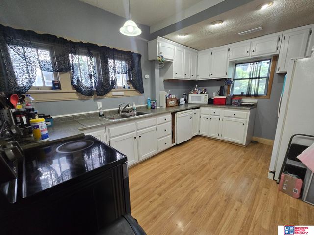 1017 Ella Street, Beatrice, NE 68310