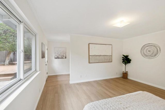 279 N Lake Street, Moss Beach, CA 94038