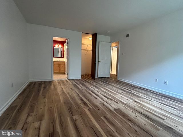 4928 W BRIGANTINE CT, Wilmington, DE 19808