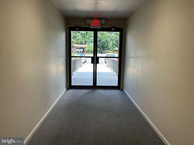 4928 W BRIGANTINE CT, Wilmington, DE 19808