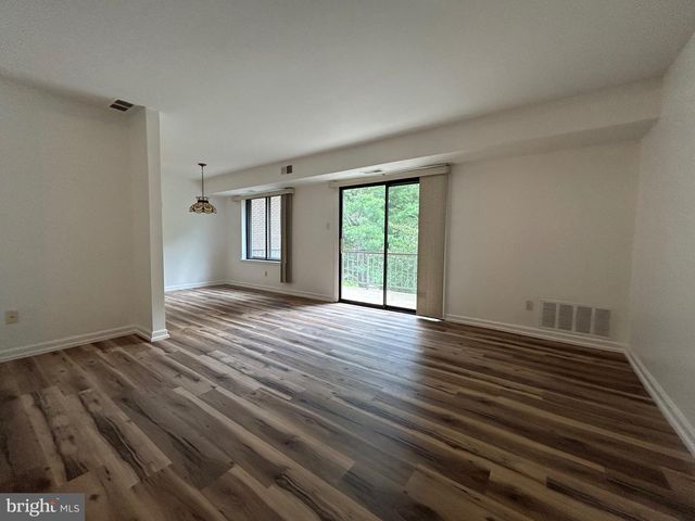 4928 W BRIGANTINE CT, Wilmington, DE 19808