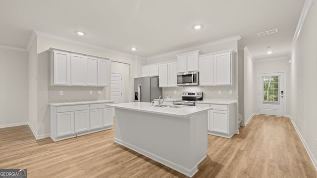 485 Silver Moon Drive, Loganville, GA 30052