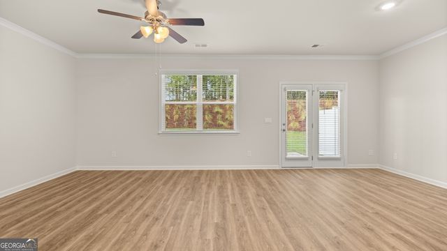 485 Silver Moon Drive, Loganville, GA 30052