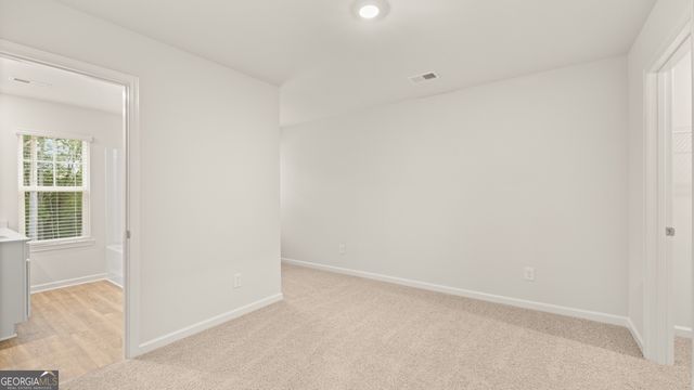 485 Silver Moon Drive, Loganville, GA 30052