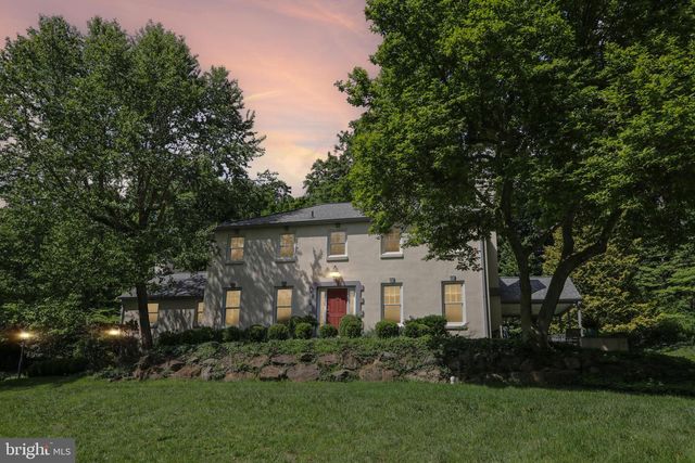 124 LADDERBACK LN, Devon, PA 19333