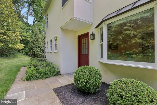 124 LADDERBACK LN, Devon, PA 19333